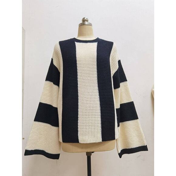 Crosa - Round Neck Color-Block Knit Sweater: BROWN / One Size - Picture 5 of 5